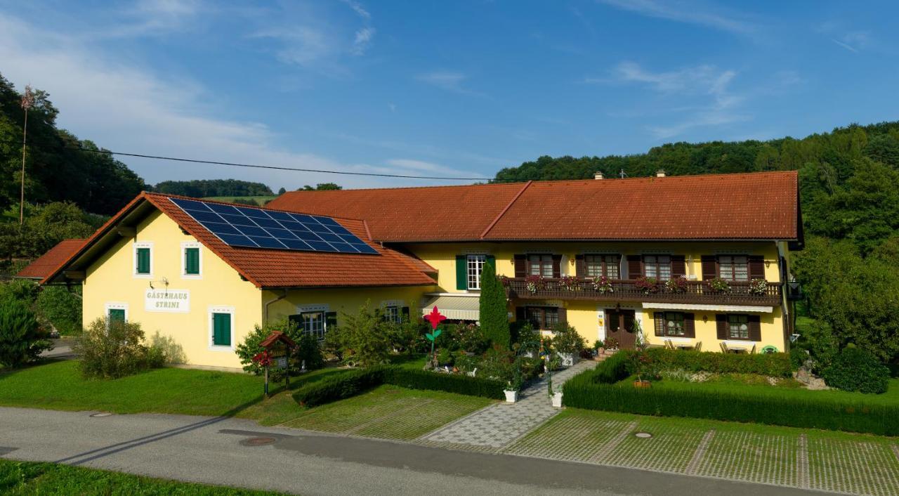Gaestehaus Strini Jennersdorf Exterior photo